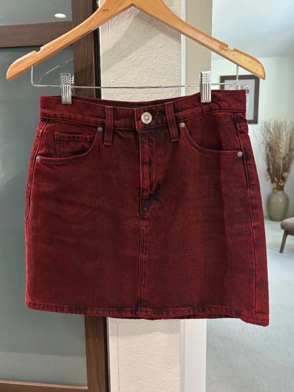 Hudson Viper Mini Denim Skirt - Burgundy Red Size 24 - Picture 4 of 11